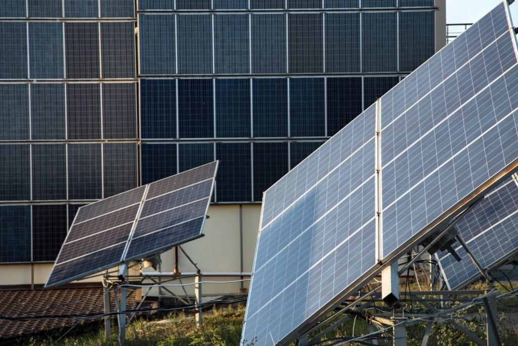 Instalar placas solares en un hotel