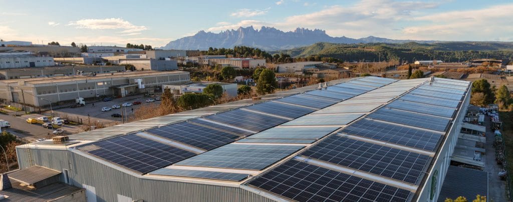 placas solares en naves industriales